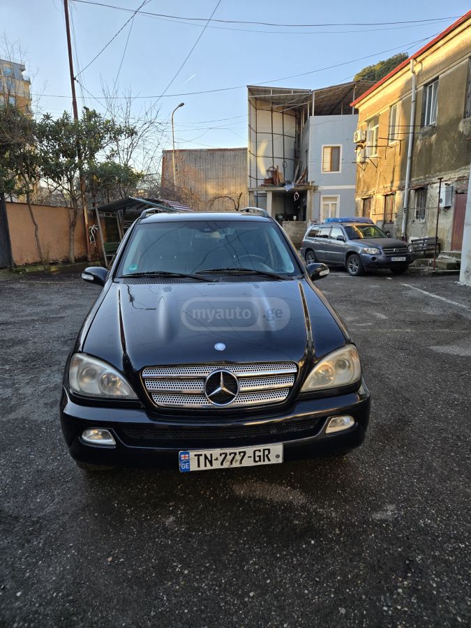 Mercedes-Benz ML 270