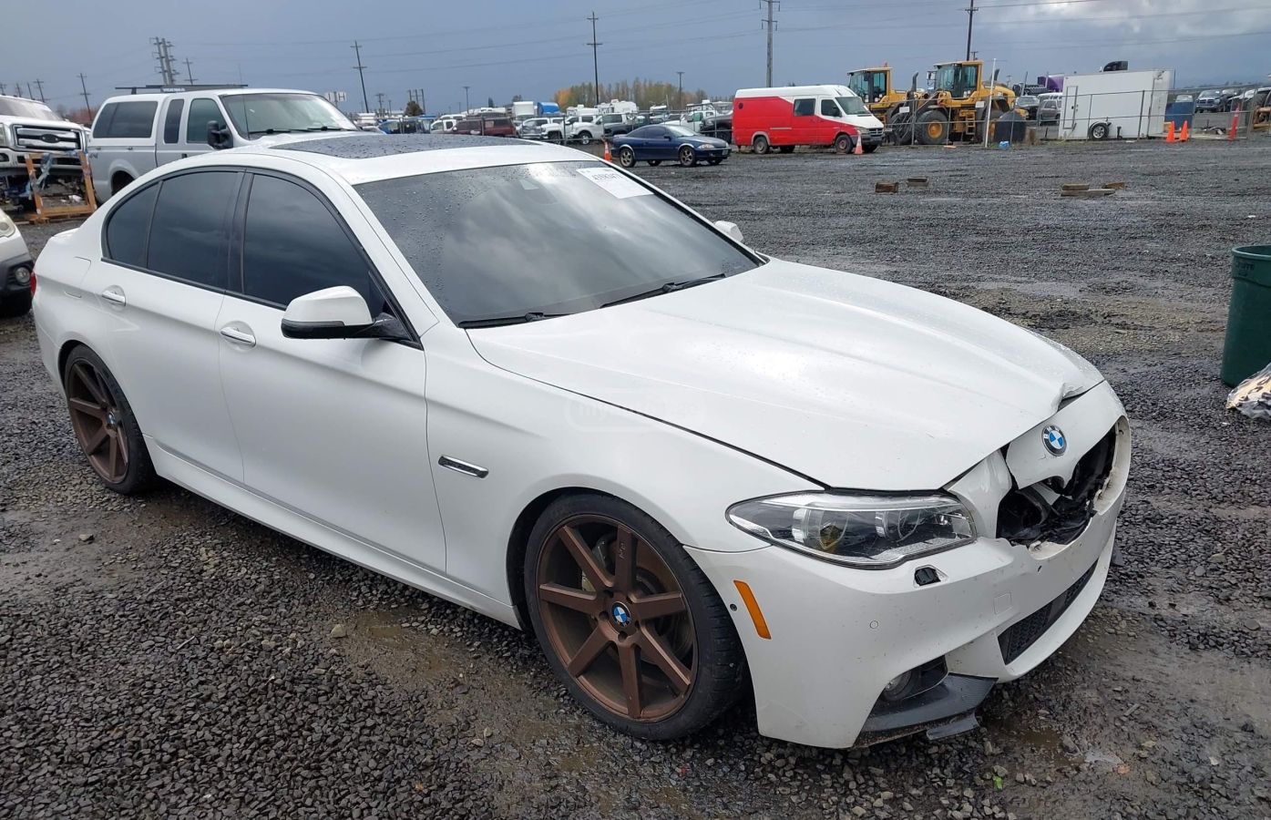 BMW 550 2015 — photo 2