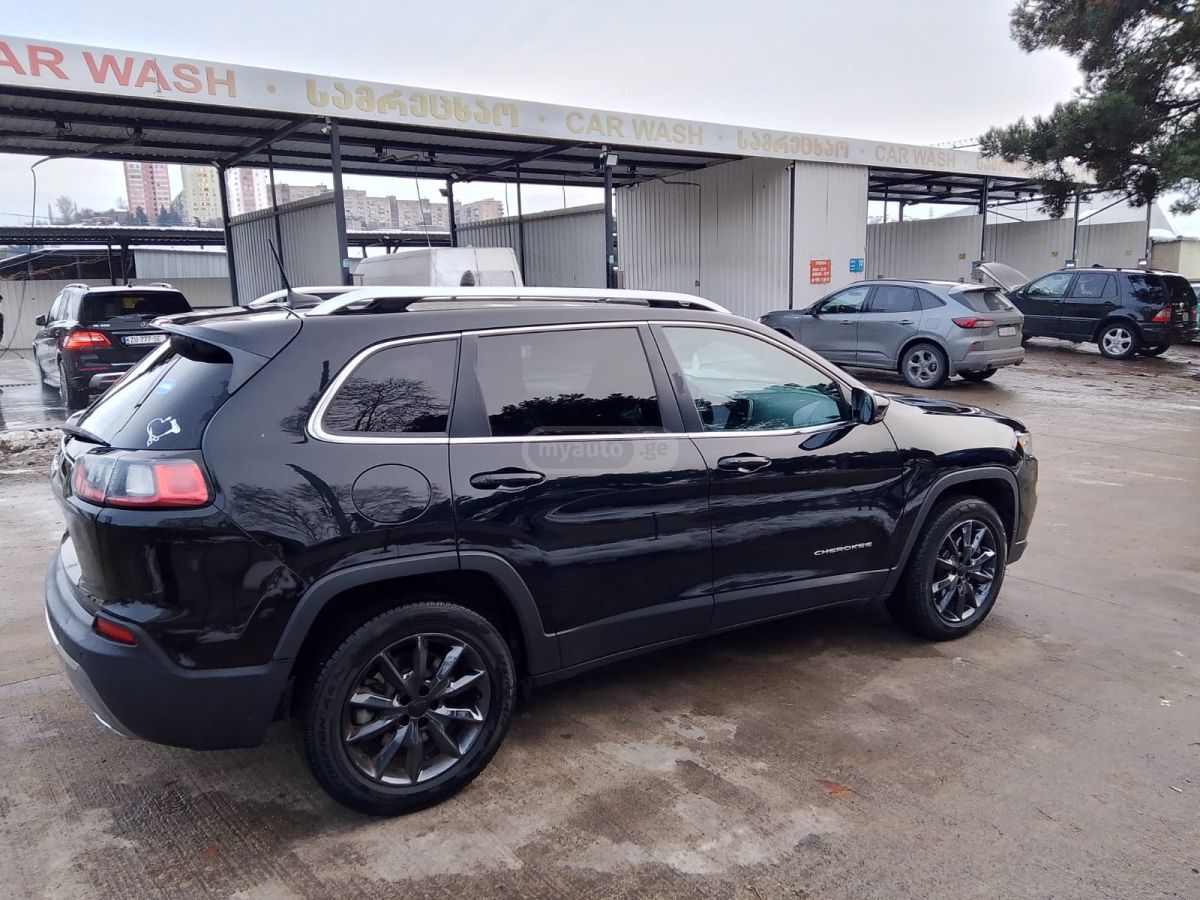 Jeep Cherokee 2019 — photo 2