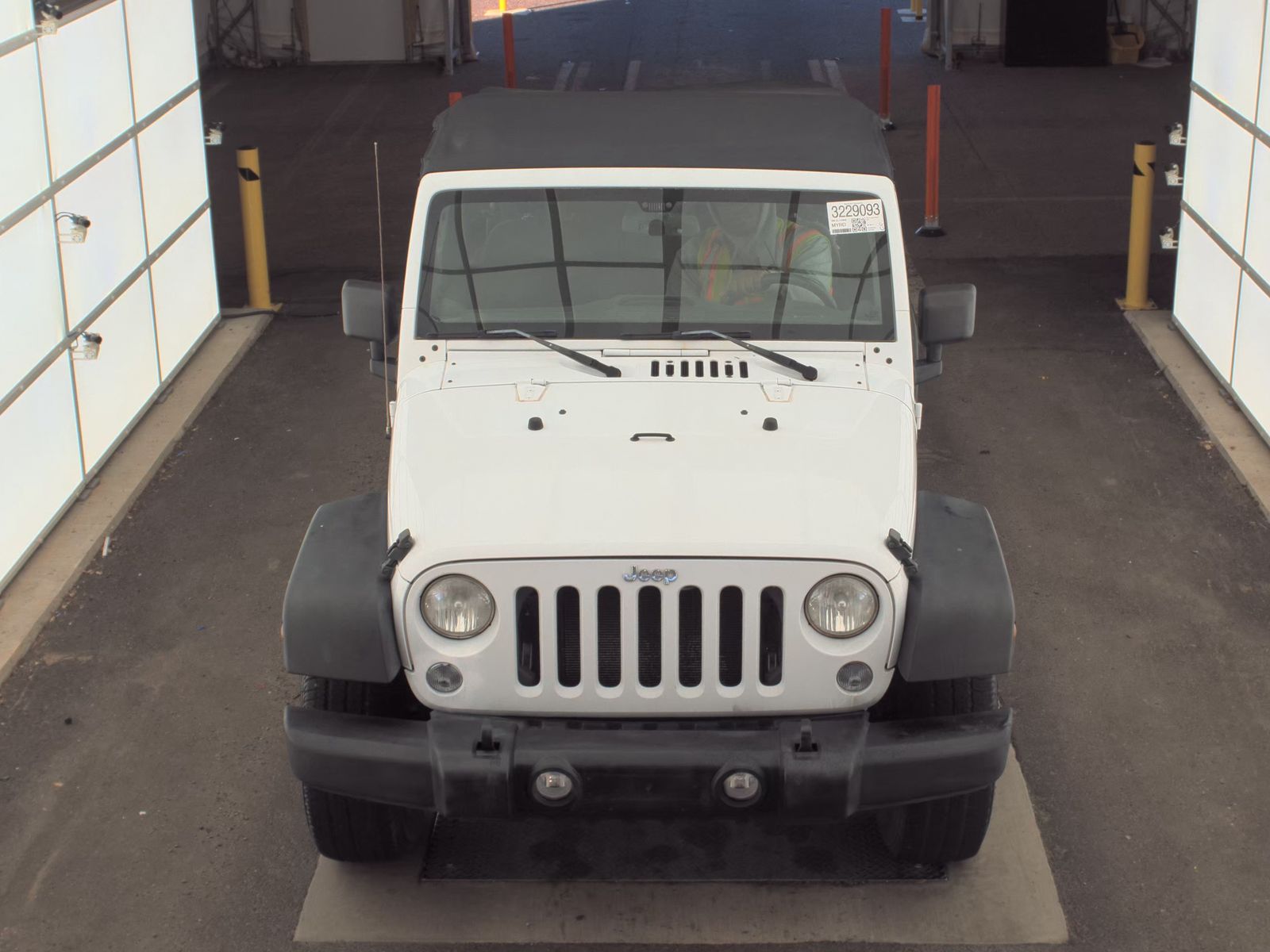 Jeep Wrangler 2014 — photo 2