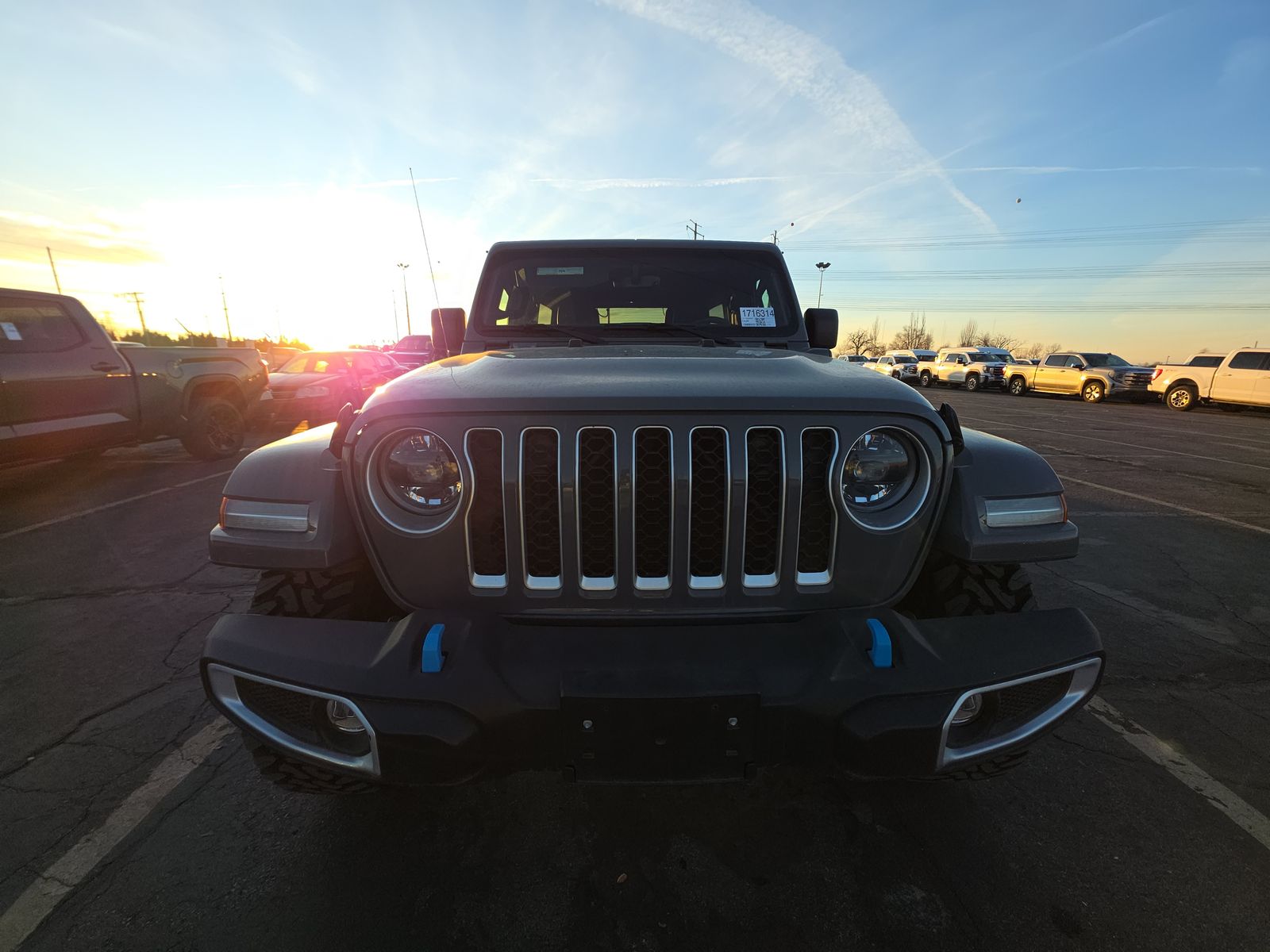 Jeep Wrangler 2023 — photo 2