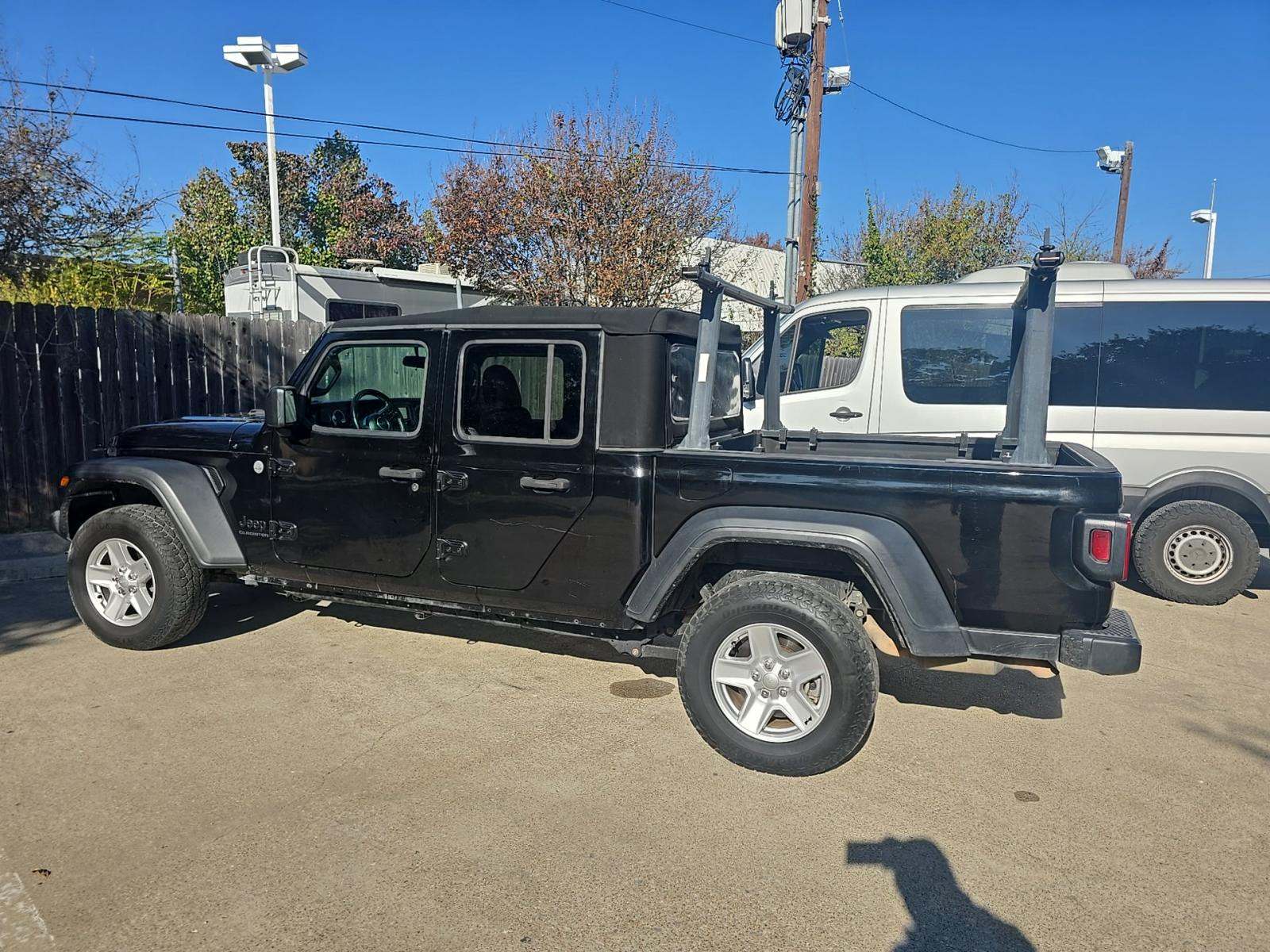 Jeep Gladiator 2020 — photo 2