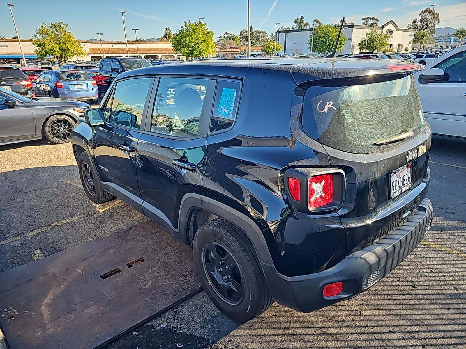 Jeep Renegade 2018 — photo 2