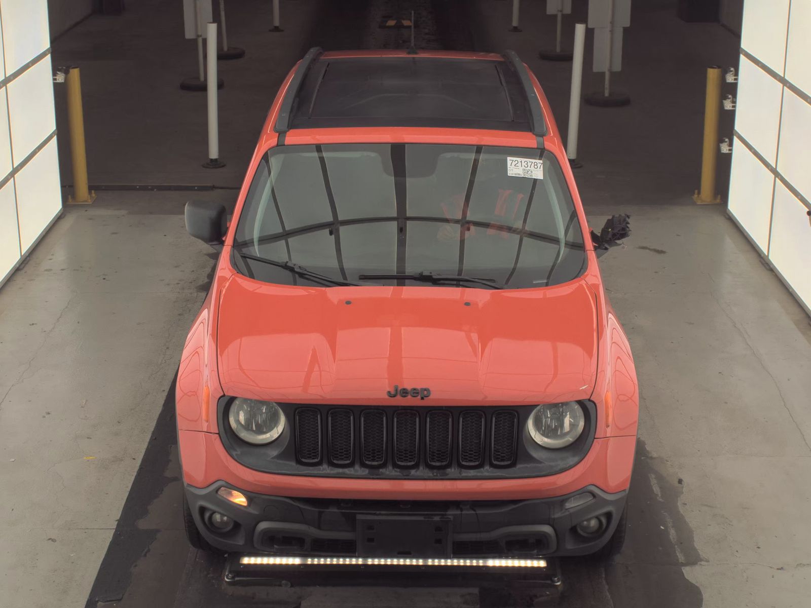 Jeep Renegade 2018 — photo 2