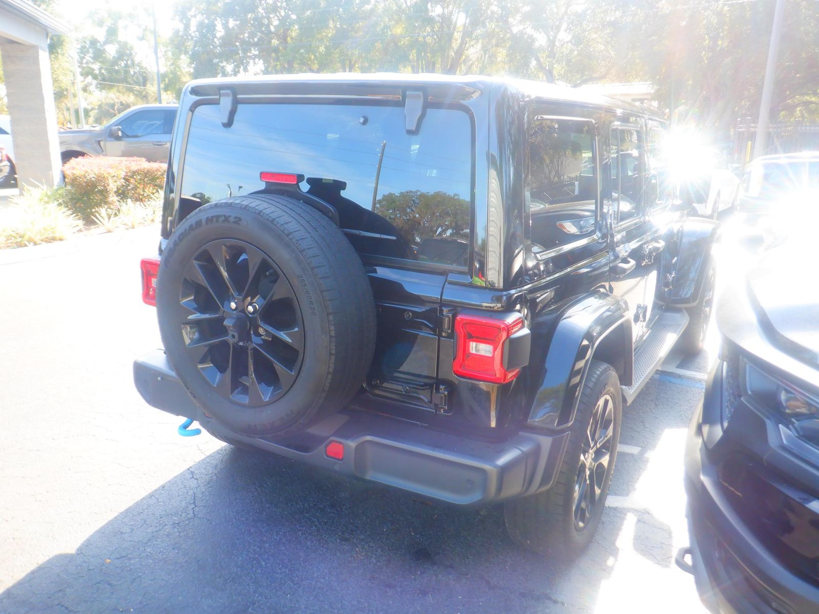 Jeep Wrangler 2024 — photo 2