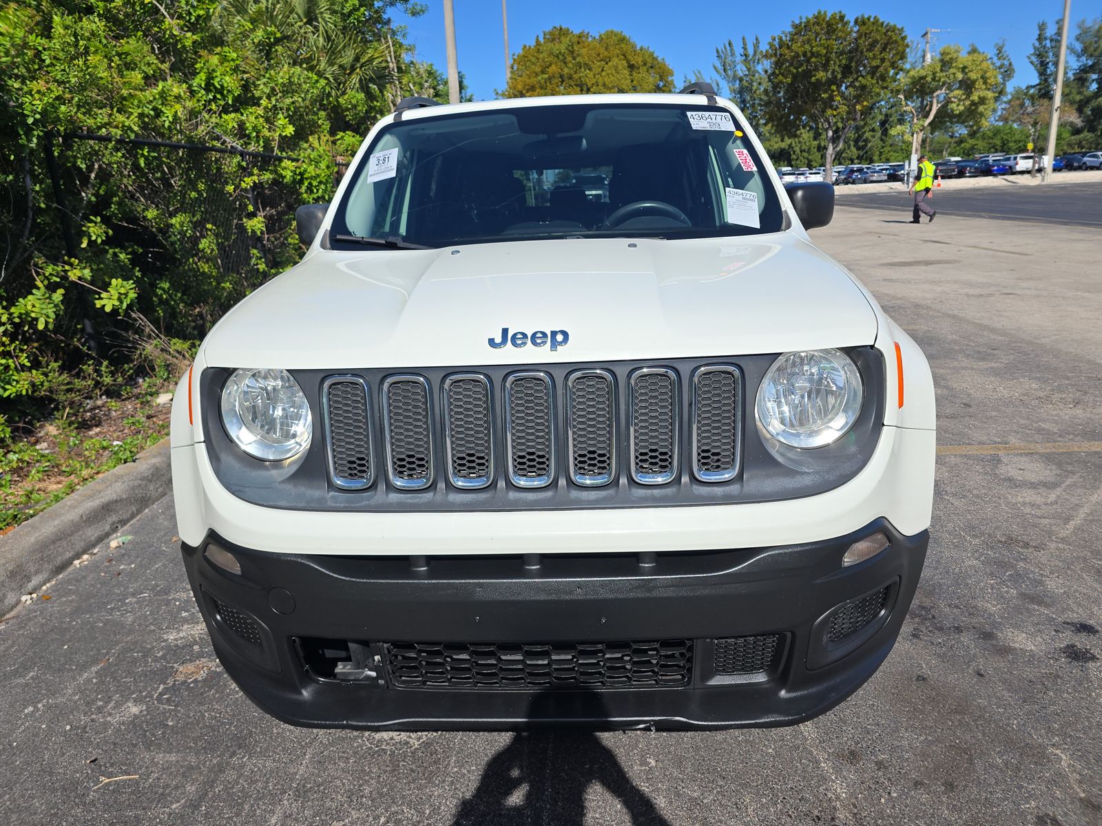 Jeep Renegade 2017 — photo 2
