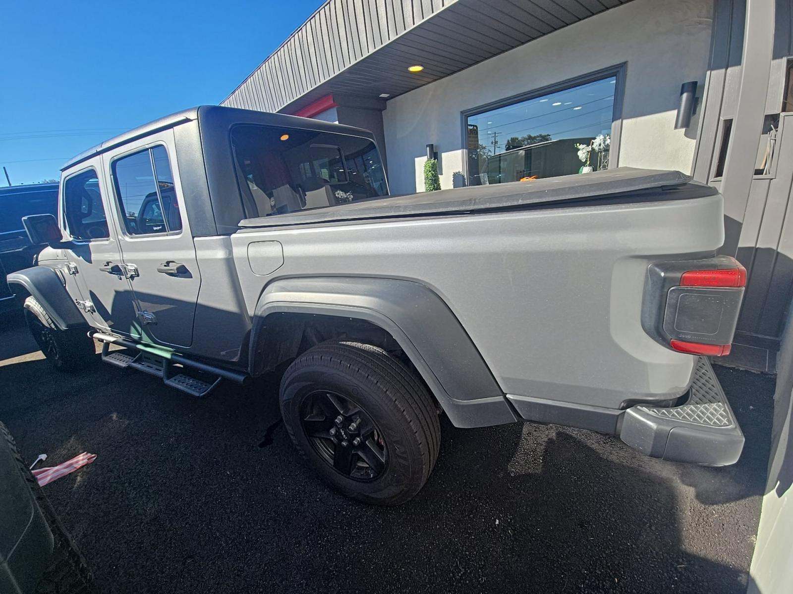 Jeep Gladiator 2020 — photo 2