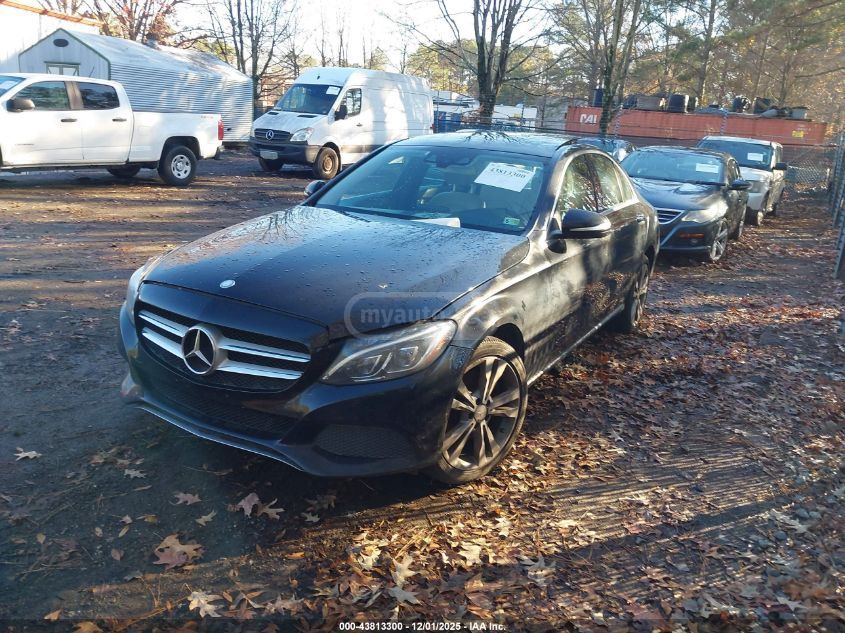 Mercedes-Benz C 300 2015 — photo 2