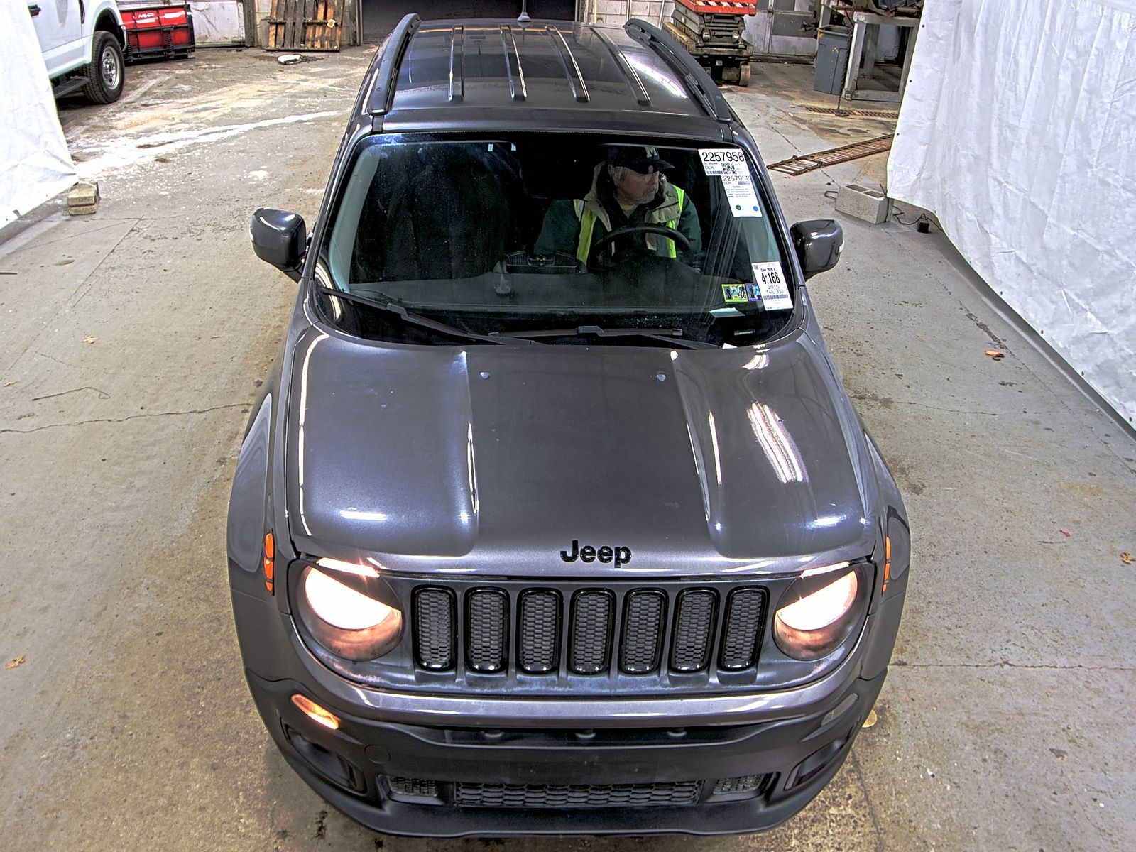 Jeep Renegade 2016 — photo 2