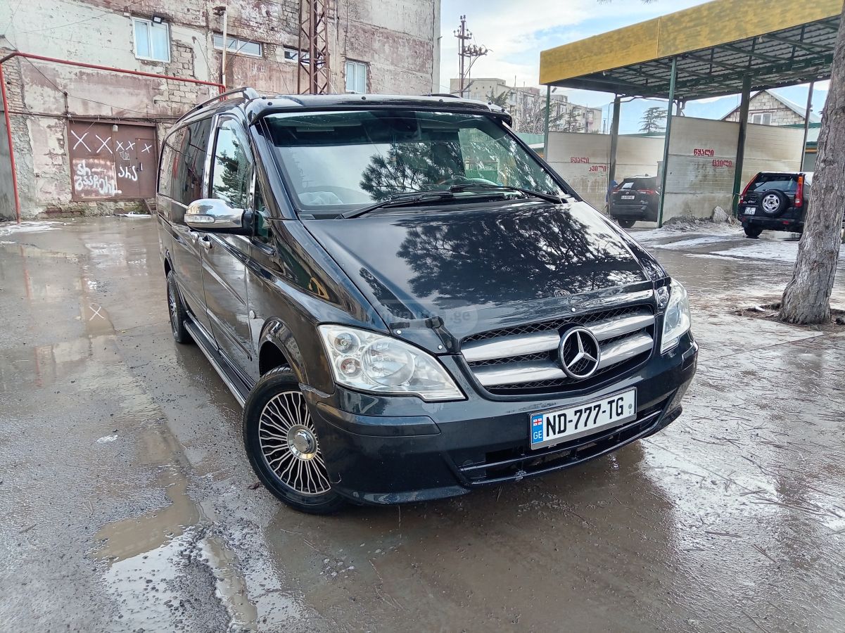 Mercedes-Benz Viano