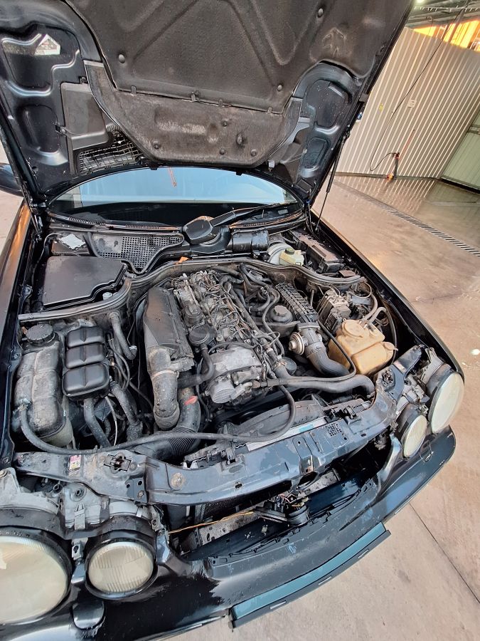 Mercedes-Benz E 270