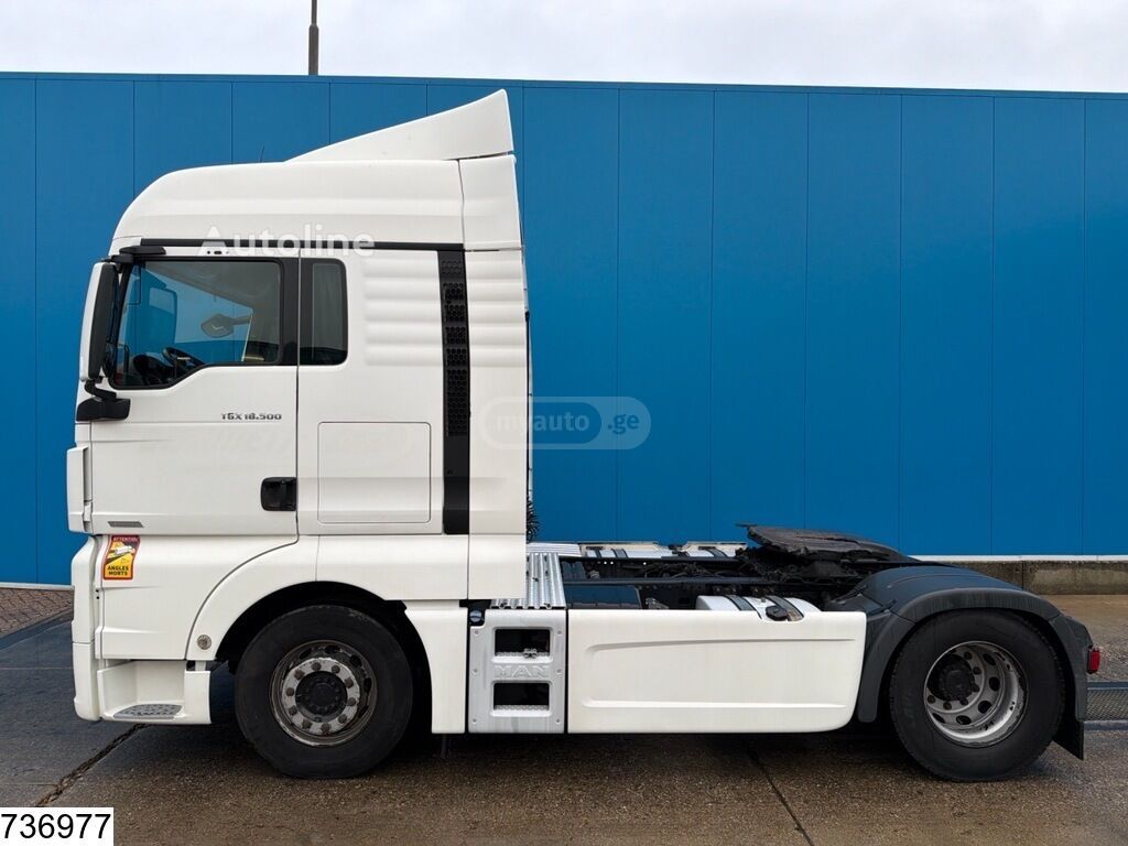 Isuzu TGX 2019 — photo 2