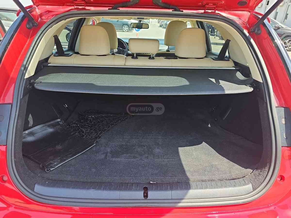 Lexus CT 200 h 2015 — photo 2