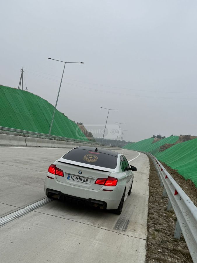 BMW 535 2013 — photo 2