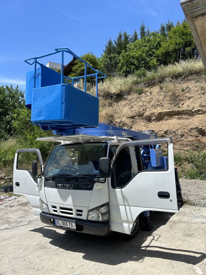 Isuzu Elf 2006 — photo 2