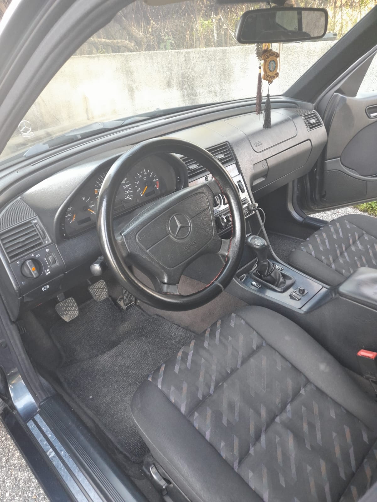 Mercedes-Benz C 180 1998 — photo 2