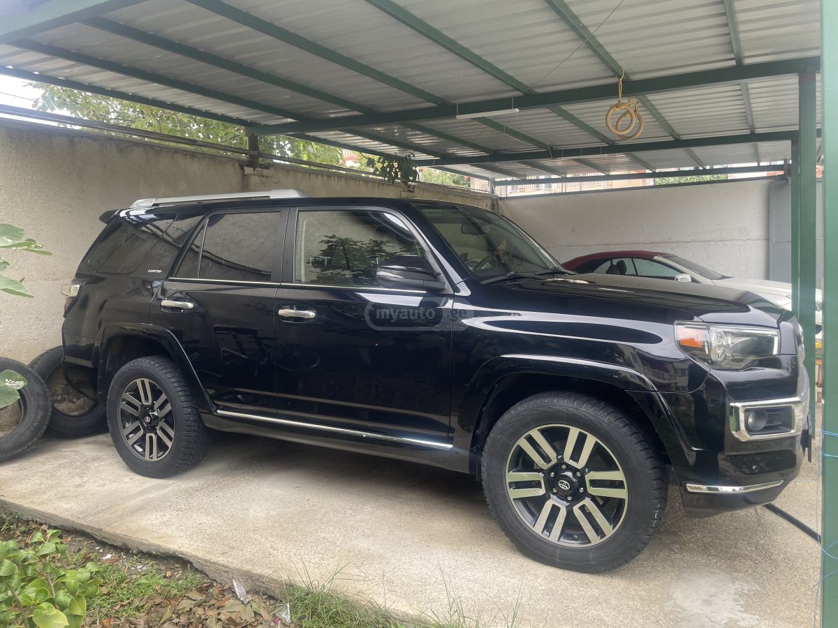 Toyota 4Runner 2016 — photo 2