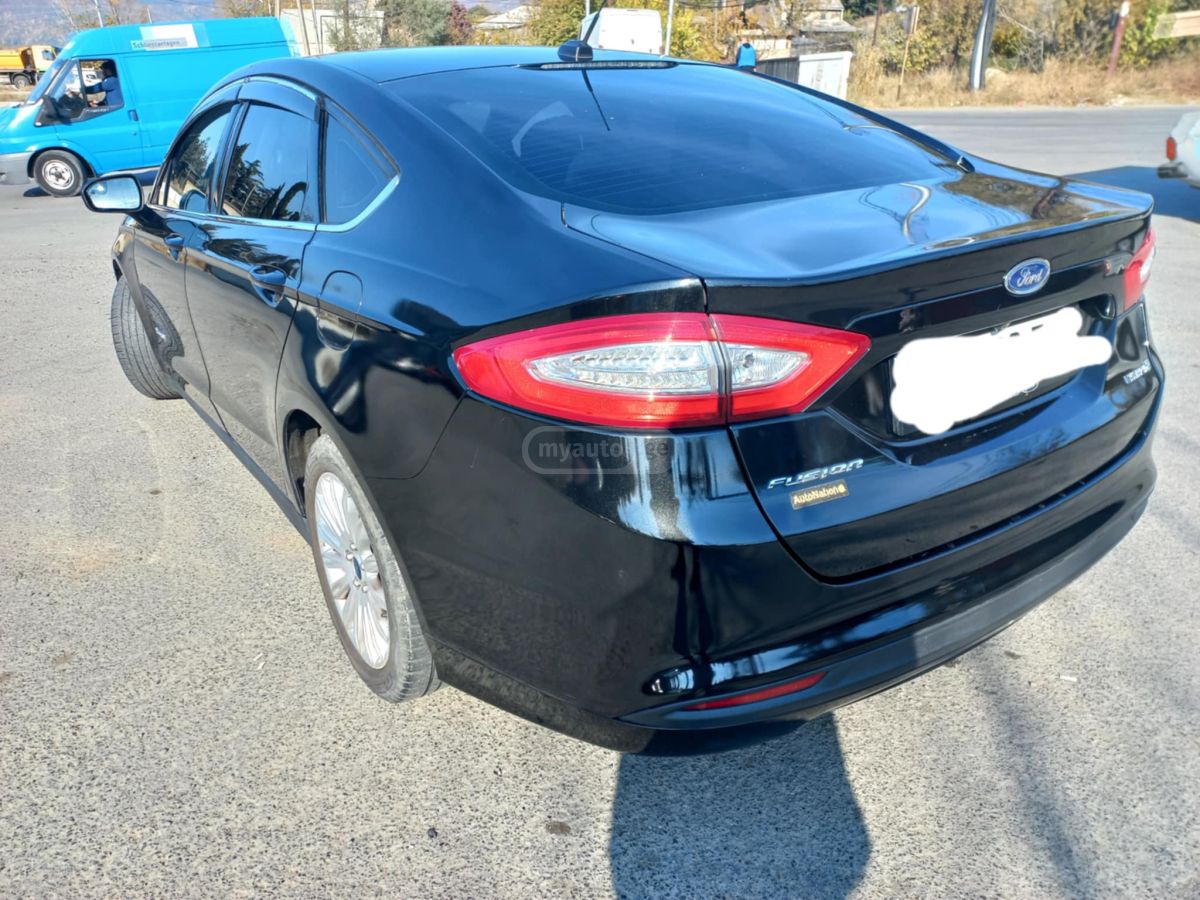 Ford Fusion 2014 — photo 2