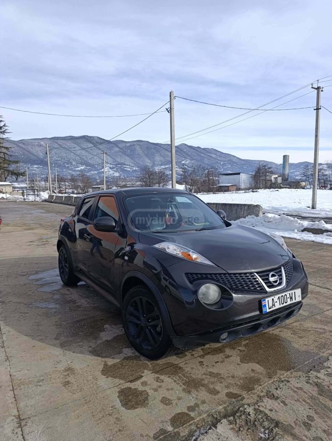 Nissan Juke 2012 — photo 2