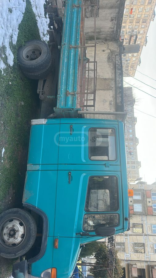Mercedes-Benz Vario 2000 — photo 2