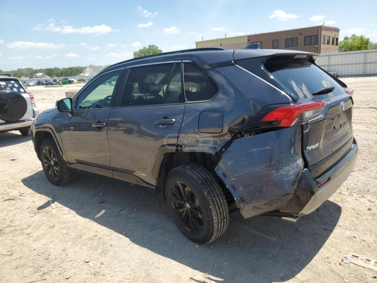 Toyota RAV4 2022 — photo 2
