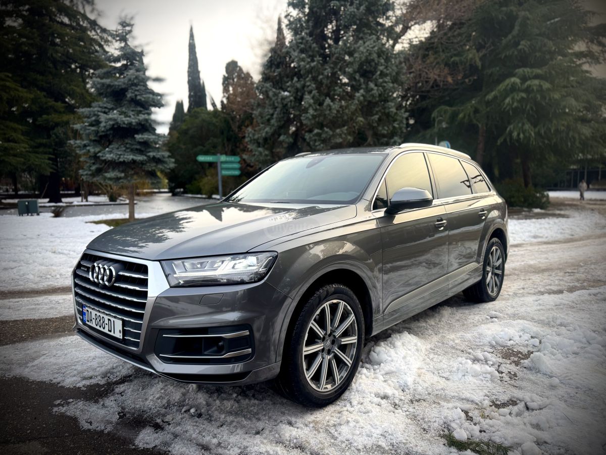 Audi Q7 2018 — photo 2