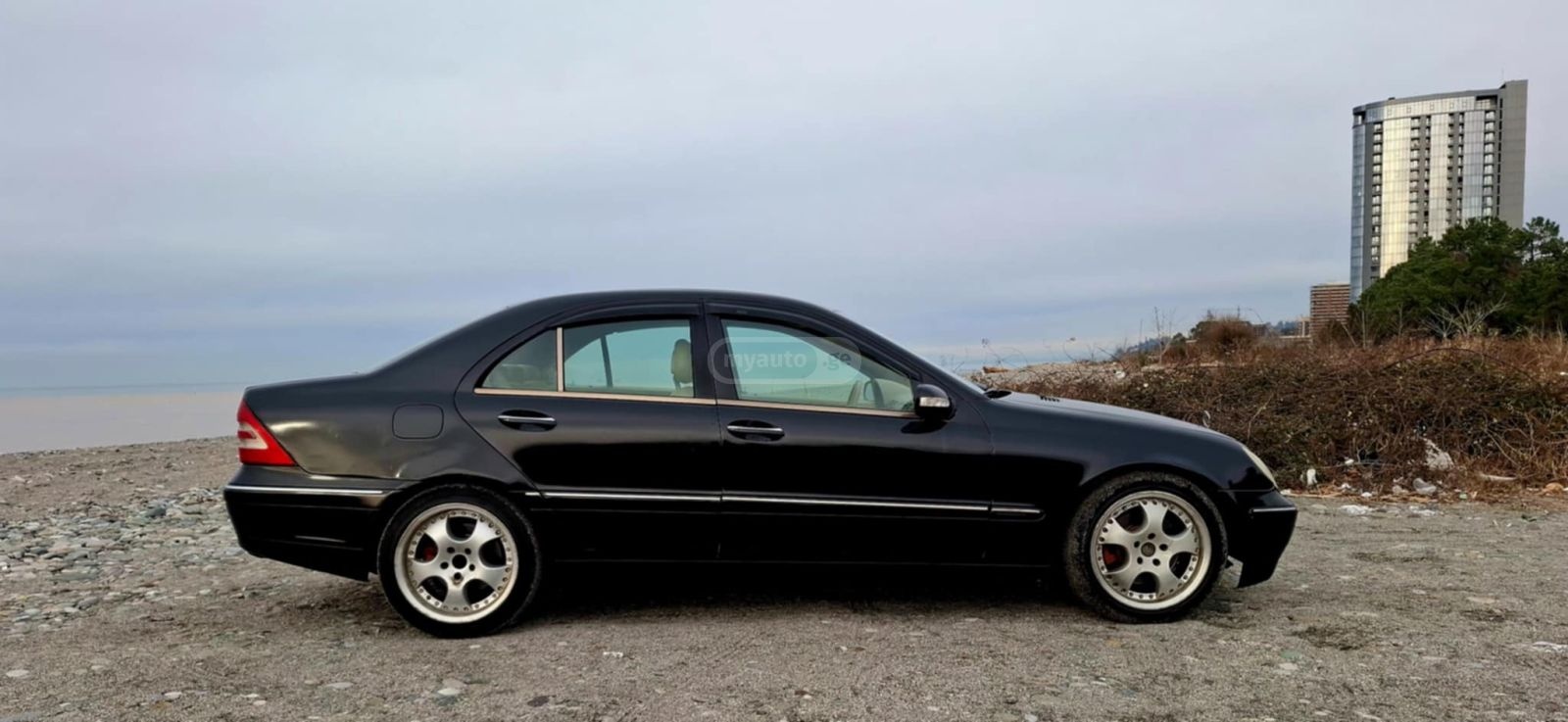 Mercedes-Benz C 240 2001 — photo 2