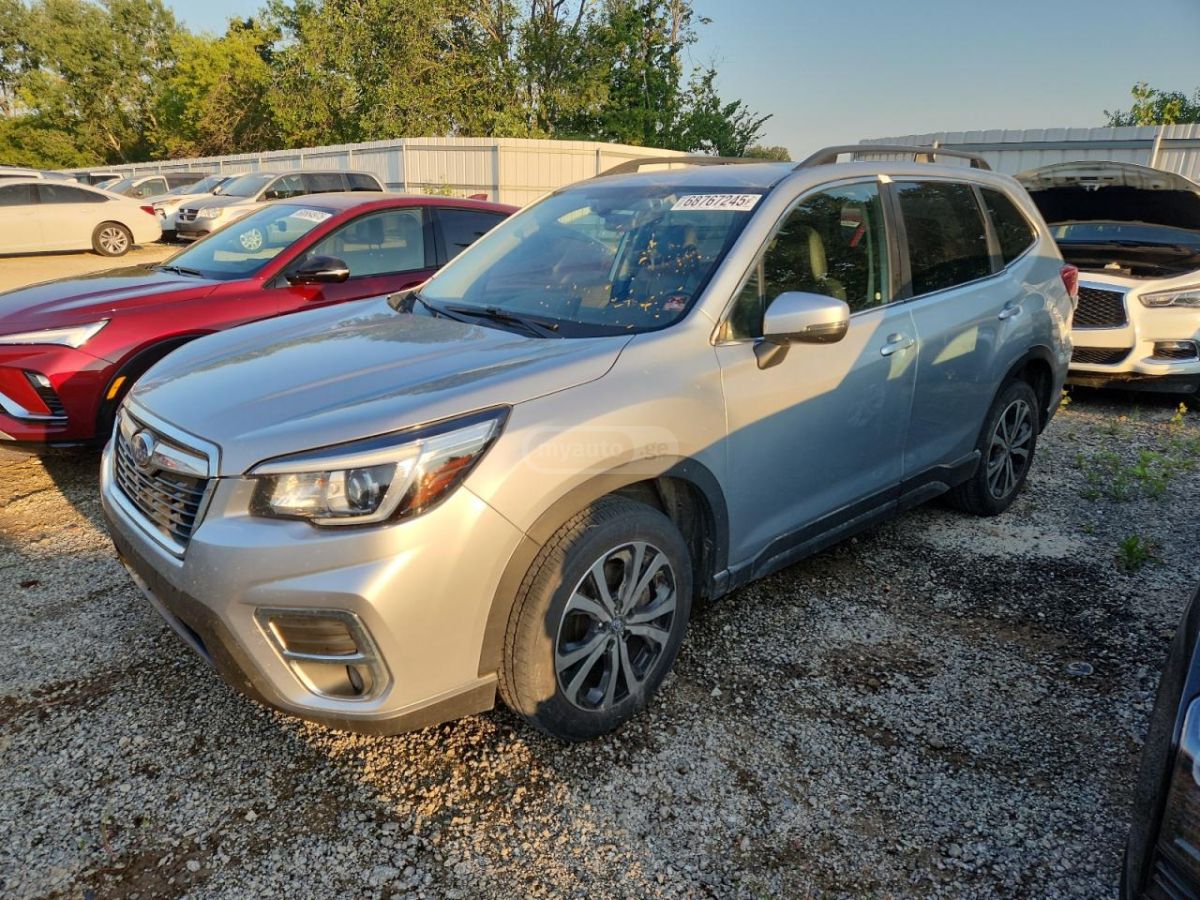 Subaru Forester 2019 — photo 2
