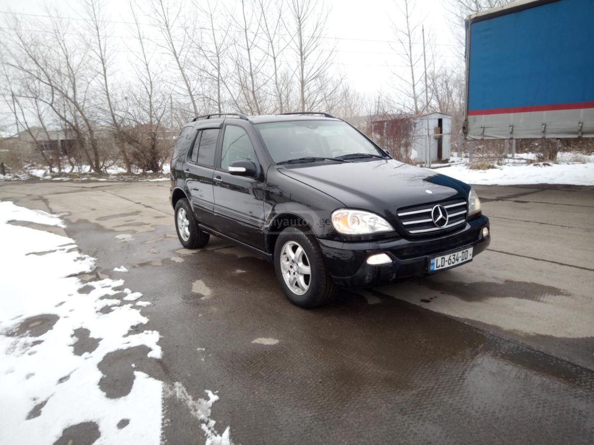 Mercedes-Benz ML 350 2003 — photo 2