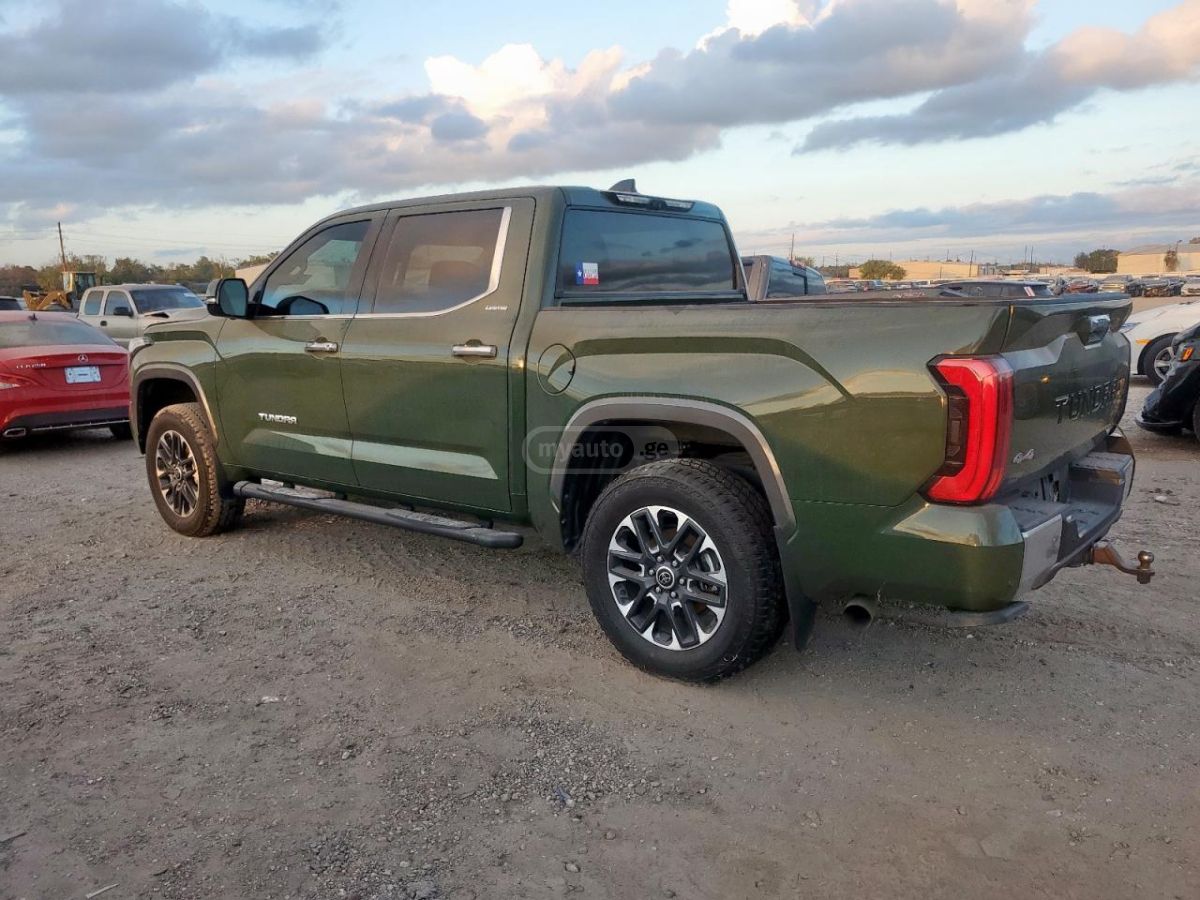 Toyota Tundra 2022 — photo 2