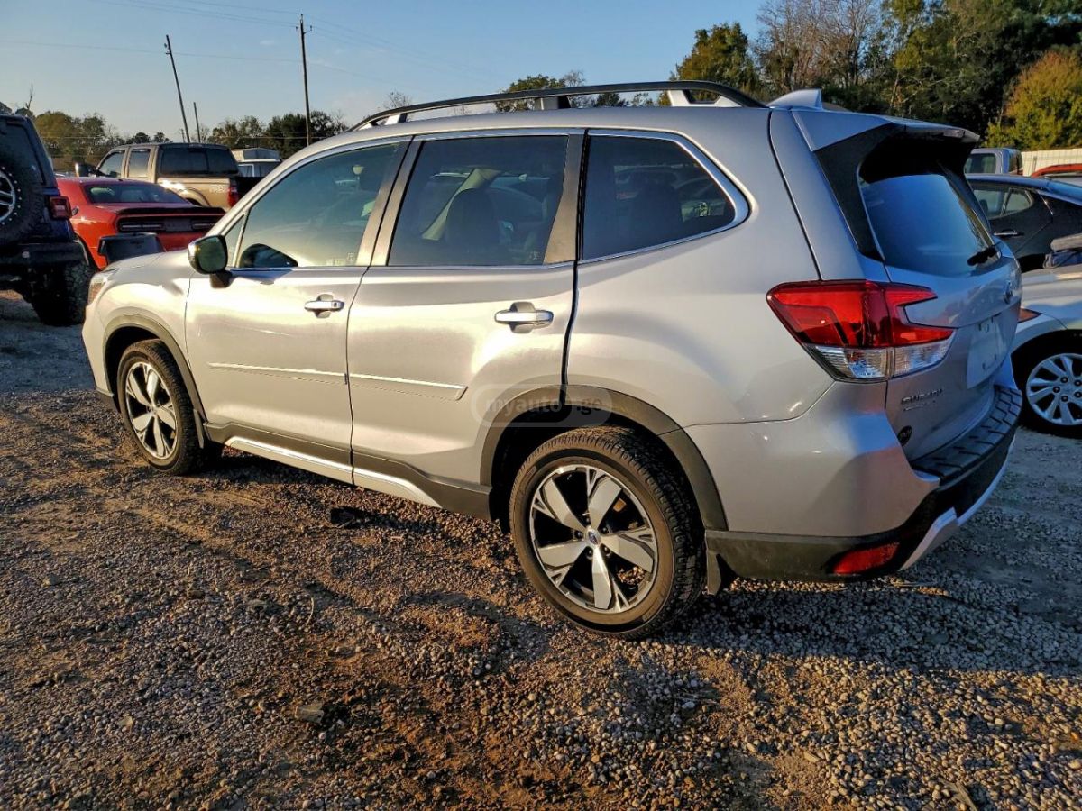 Subaru Forester 2020 — photo 2