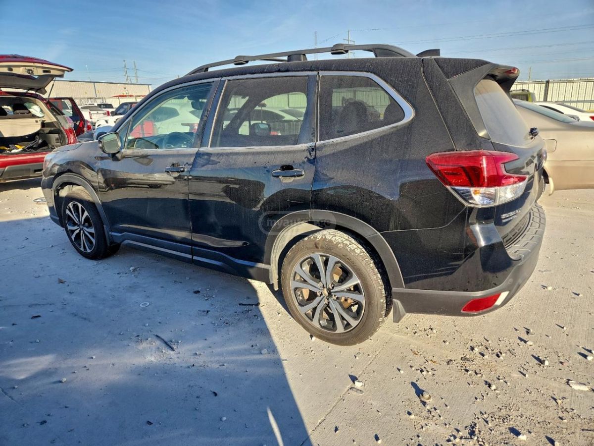 Subaru Forester 2019 — photo 2