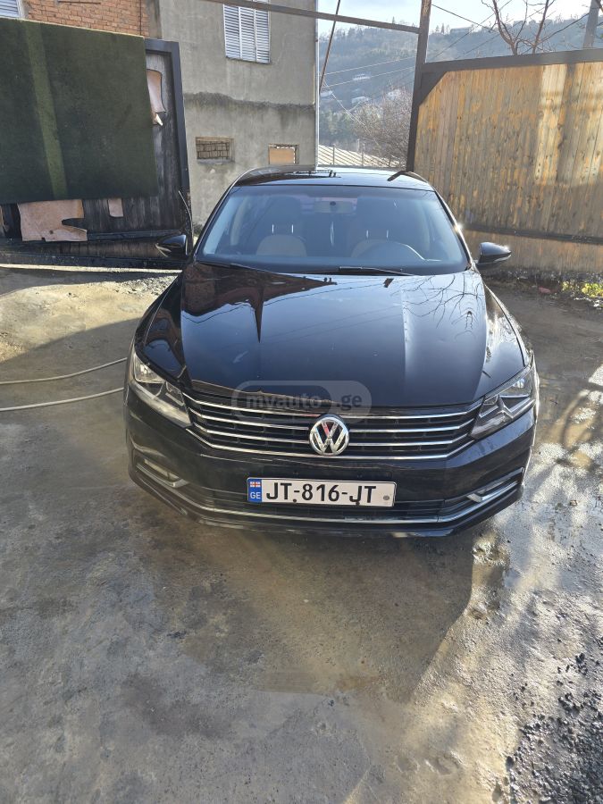 Volkswagen Passat 2017 — photo 2