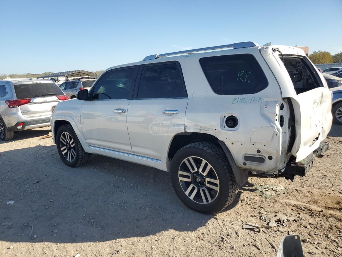 Toyota 4Runner 2020 — photo 2