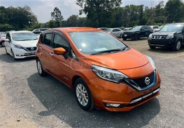 Nissan Note 2018 — photo 2