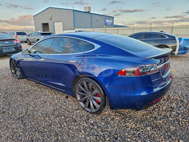 Tesla Model S 2017 — photo 2