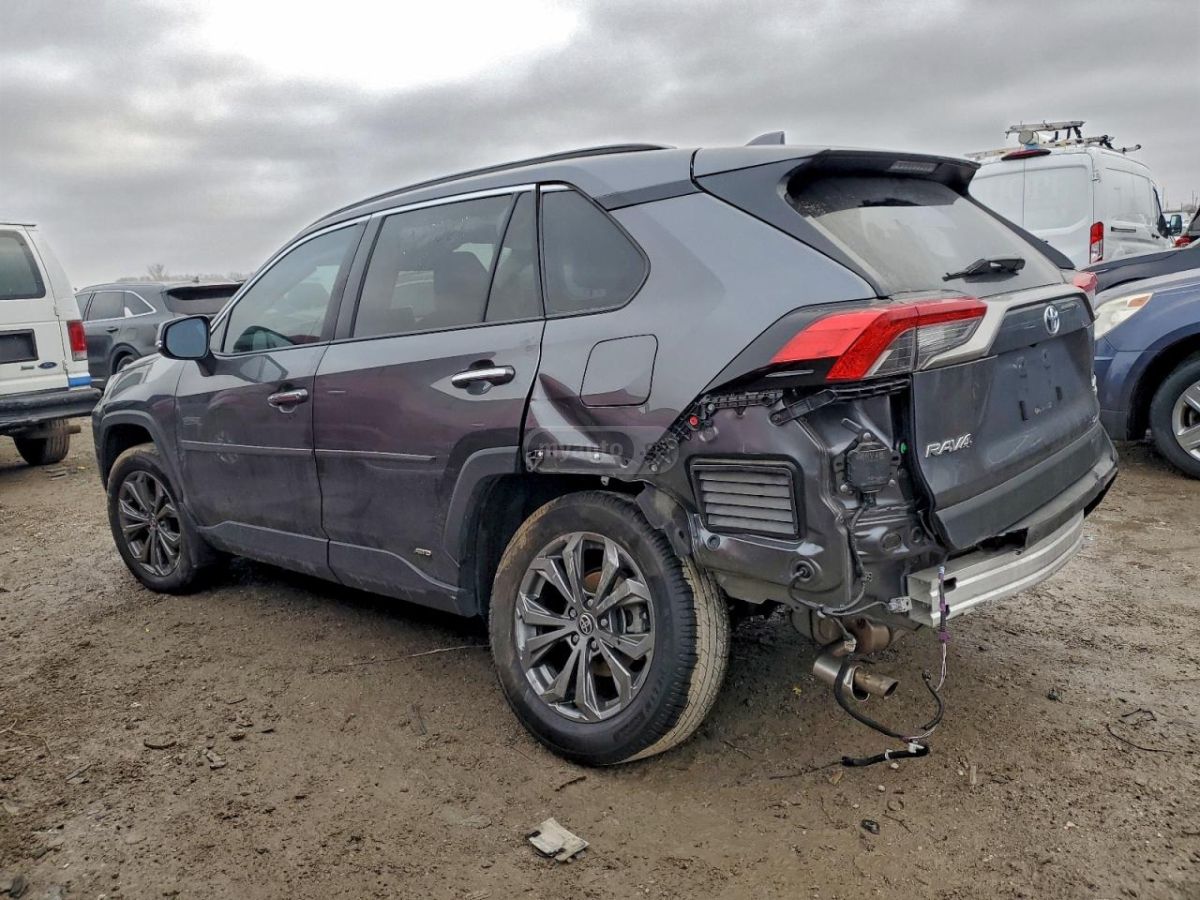 Toyota RAV4 2022 — photo 2