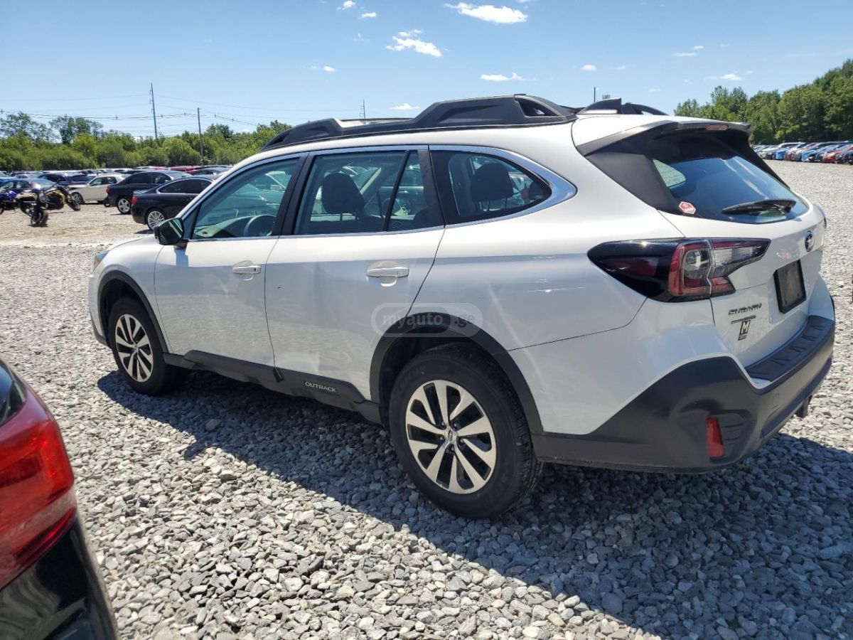 Subaru Outback 2021 — photo 2
