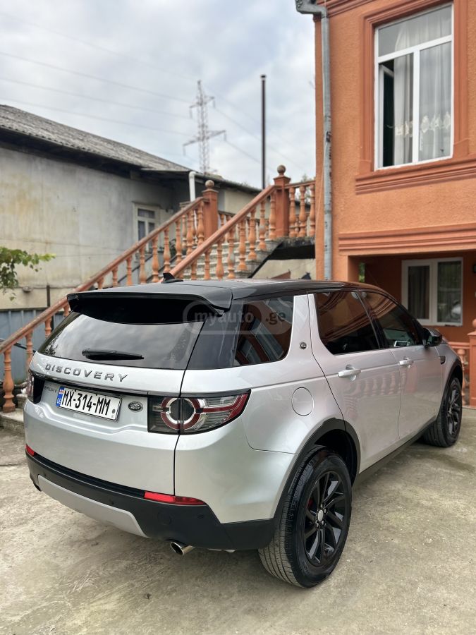 Land Rover Discovery Sport 2016 — photo 2