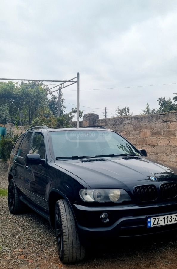 BMW X5 2003 — photo 2