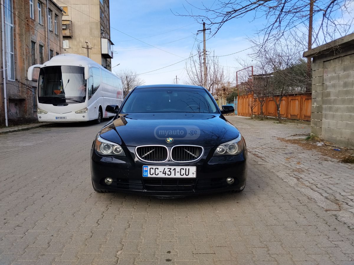 BMW 525