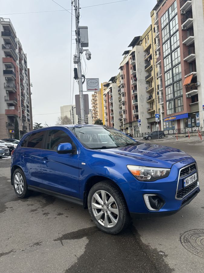 Mitsubishi Outlander Sport