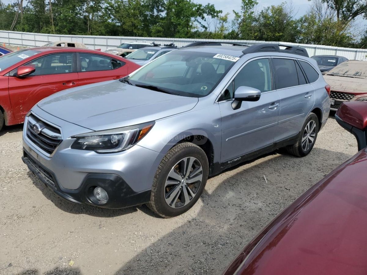 Subaru Outback 2019 — photo 2