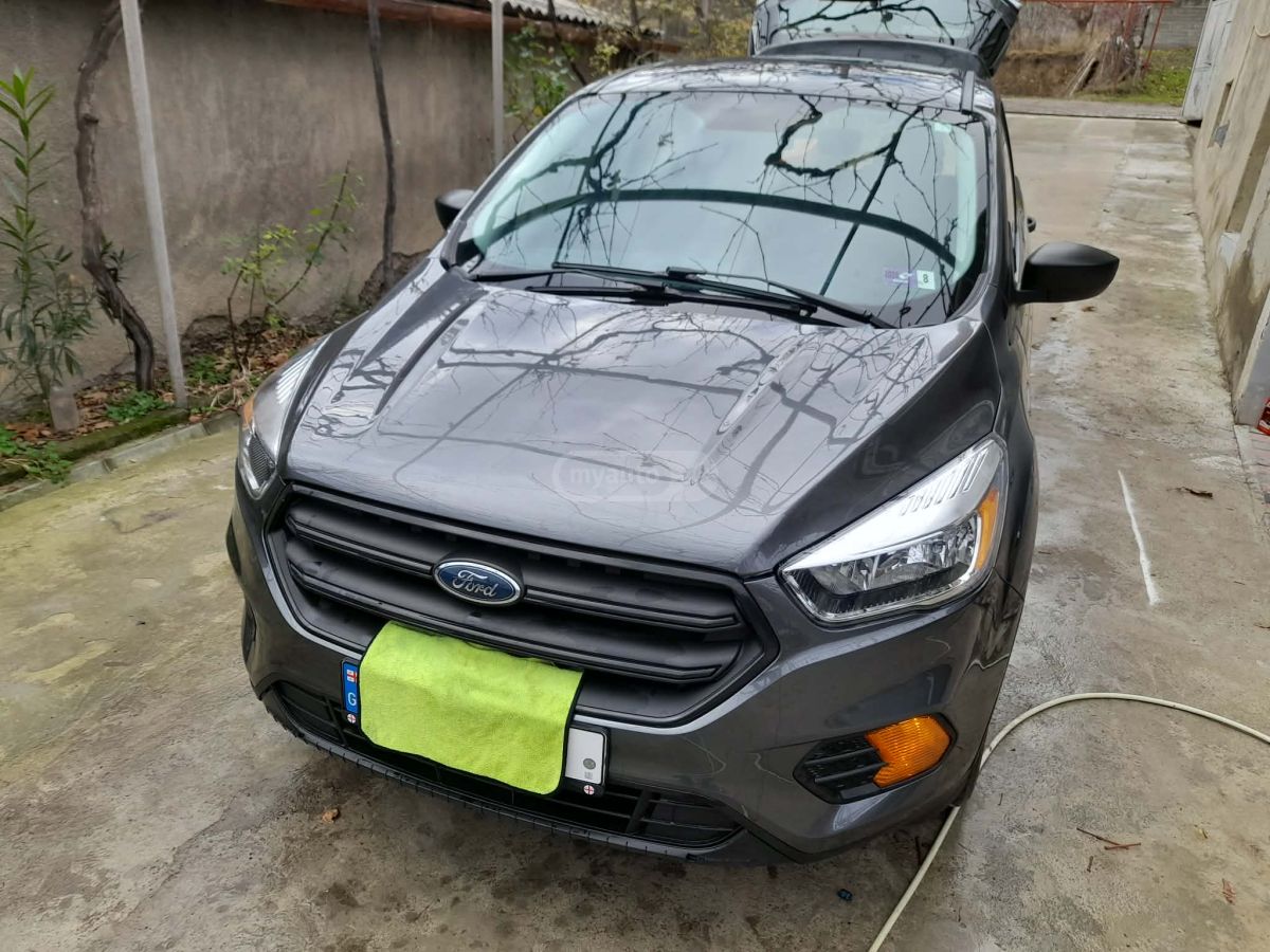 Ford Escape 2017 — photo 2