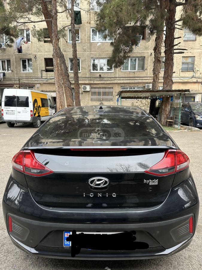 Hyundai Ioniq