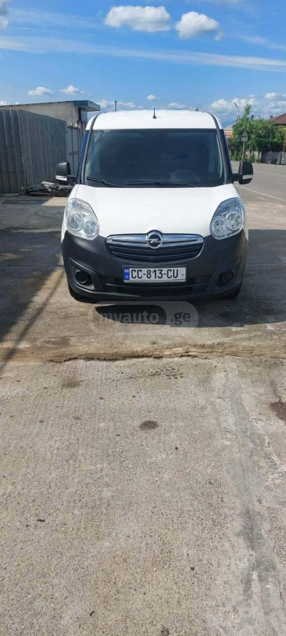 Opel Combo 2018 — photo 2