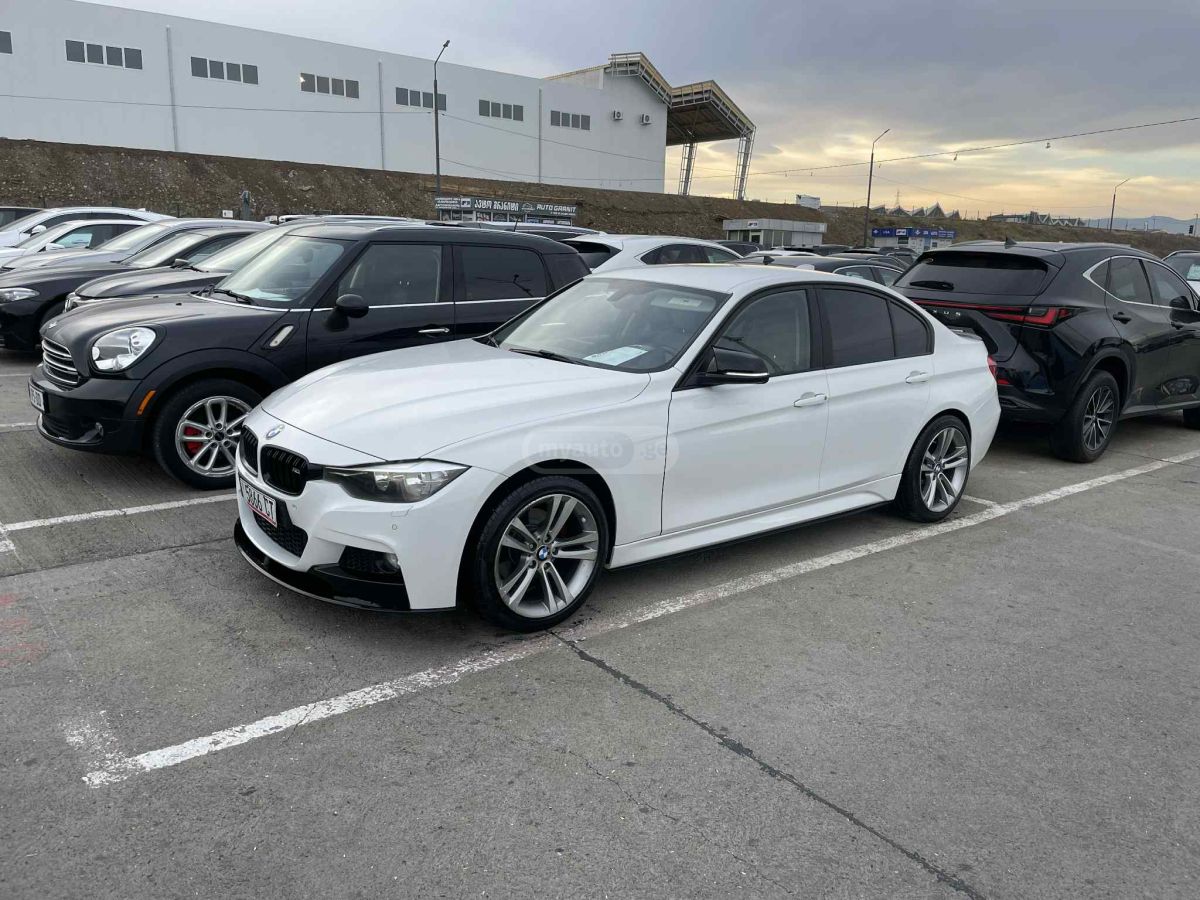 BMW 328 2016 — photo 2