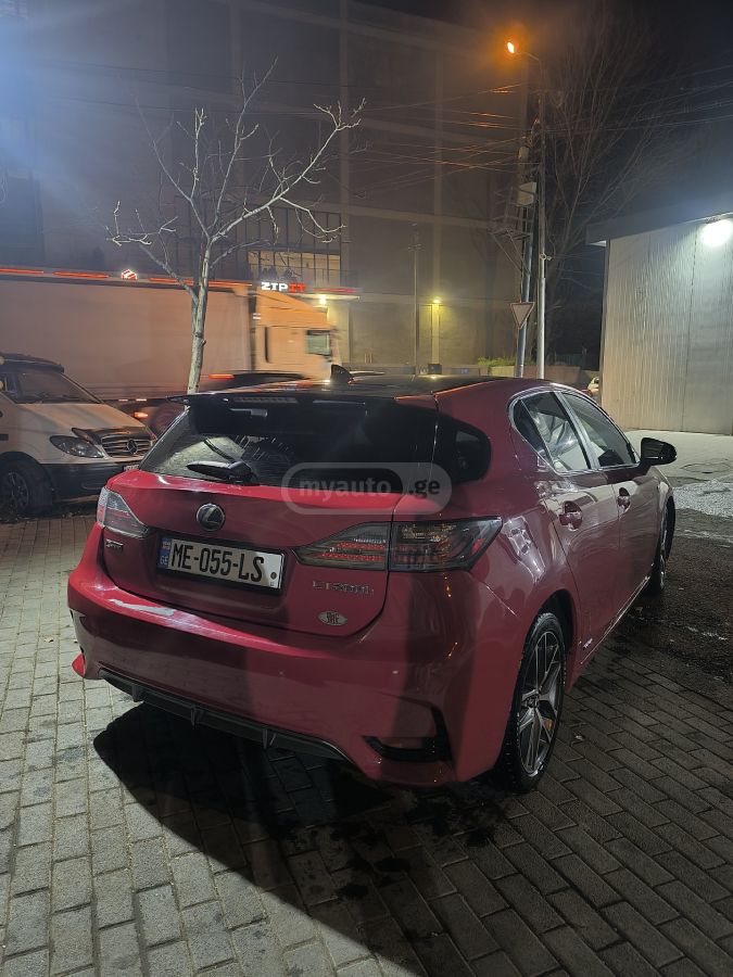 Lexus CT 200 h 2015 — photo 2