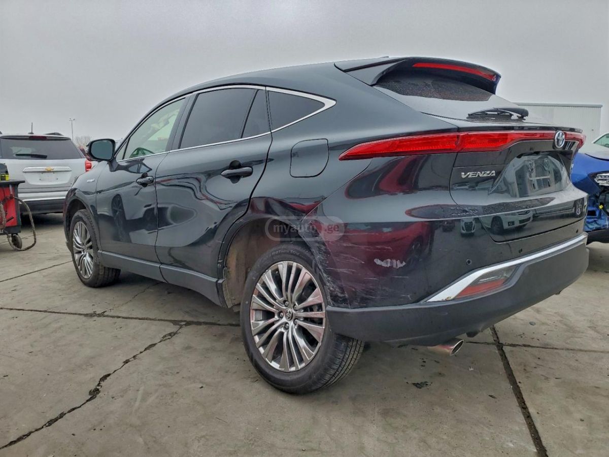 Toyota Venza 2021 — photo 2