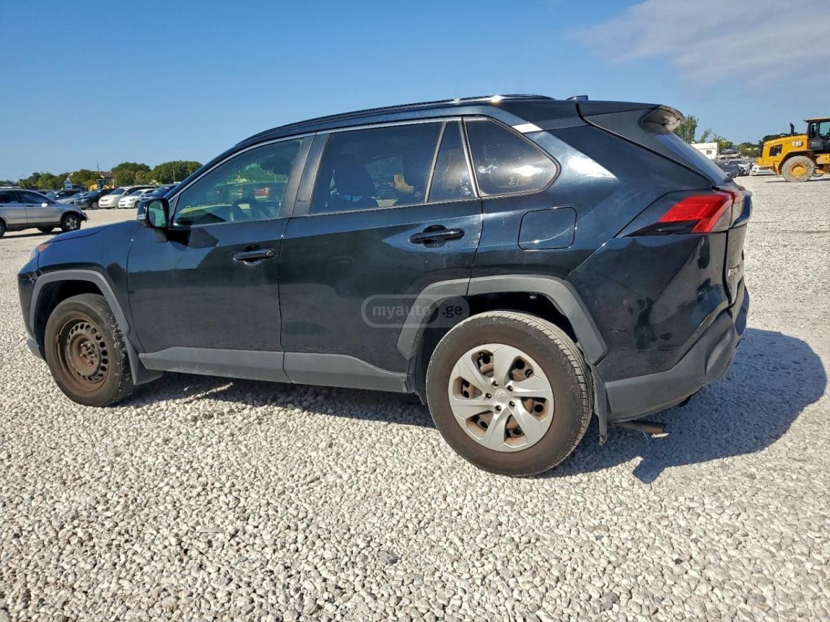 Toyota RAV4 2020 — photo 2